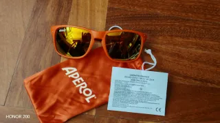 Set 6 pezzi Aperol: maglietta, borsa, occhiali,ven