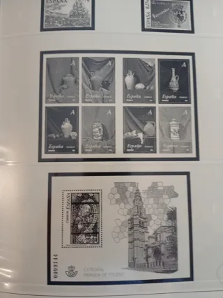 Álbum de sellos 2001 al 2004 con doble hoja Safe