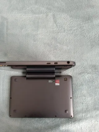 Asus Transformer Book T100TAM Portátil