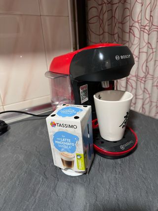Cafetera Bosch Tassimo Roja