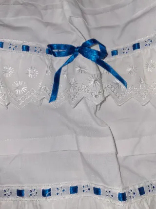 Enaguas falleras o trajes regionales