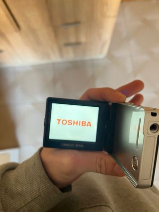 Cámara Toshiba de bolsillo