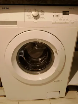 Lavadora AEG PROTEK 8kg