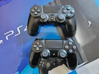 Mandos PlayStation 4 (PS4)