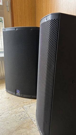 Turbosound iQ 15 + Fundas