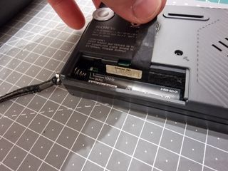 Radio Portátil Sony ICF-SW1S