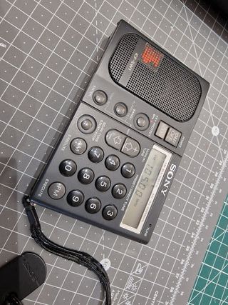 Radio Portátil Sony ICF-SW1S