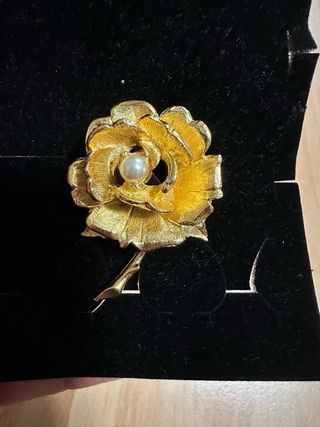 Spilla vintage fiore con perla