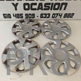 JUEGO TAPACUBO DACIA USADO 403151742R