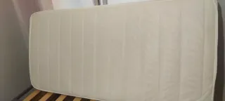 Colchón 90x190 cm semi nuevo (tengo 2)