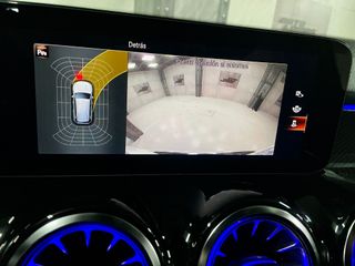 Mercedes-Benz GLB GLB 200 d 4MATIC