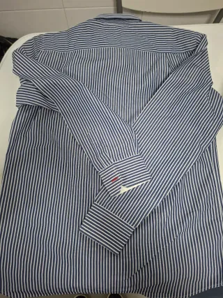 Camisa Carolina Herrera Rayas Azul y Blanca