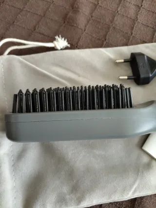 Cepillo Alisador Eléctrico Gris