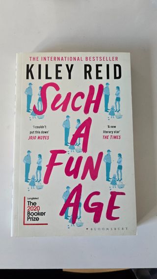 Such a Fun Age (inglés)