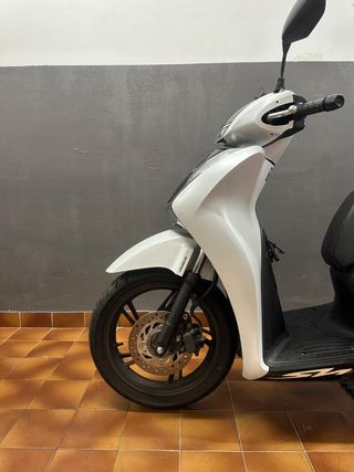 Honda SH 125i Sport