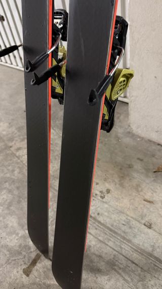 Esquís Salomon All Mountain 186 cm.