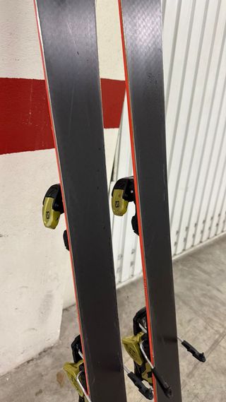 Esquís Salomon All Mountain 186 cm.