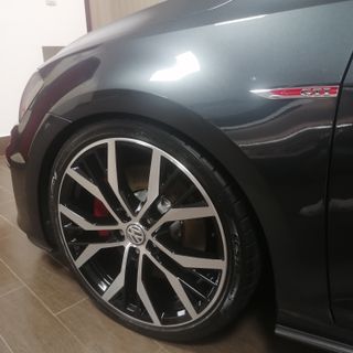 Volkswagen Golf GTI Performance