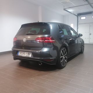 Volkswagen Golf GTI Performance
