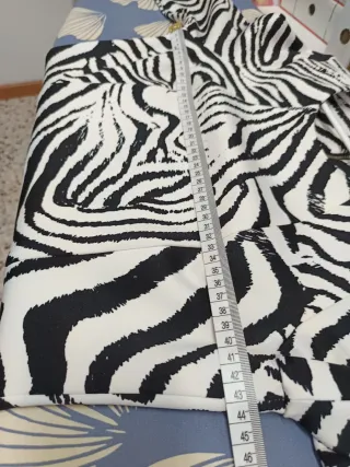 Vestido Zara Basic estampado cebra