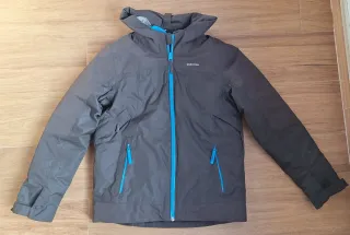 Cazadora Quechua  montaña/nieve  talla 10-11 años