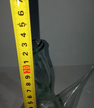 Porrón antiguo de vidrio