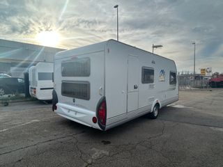 CARAVANA KNAUS SUDWIND 550 FSK-AIRE ACONDICIONADO