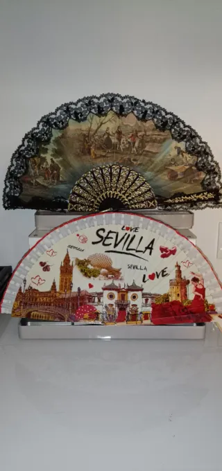 Abanicos antiguos y modernos