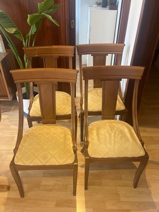 Juego 4 Sillas Madera Clásicas Tapizadas