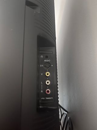 TV Panasonic 32" Negro Sin SmartTV