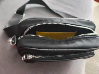 Bolso bandolera negro 22x15x7