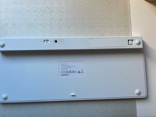 Teclado Inalámbrico Trust Plata y Blanco