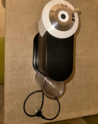 Cafetera Nespresso Vertuo Next DeLonghi