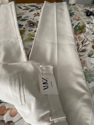 Pantalón Zara blanco sin estrenar Talla M