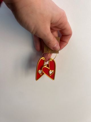 Pendientes Corazón Rojo y Dorado