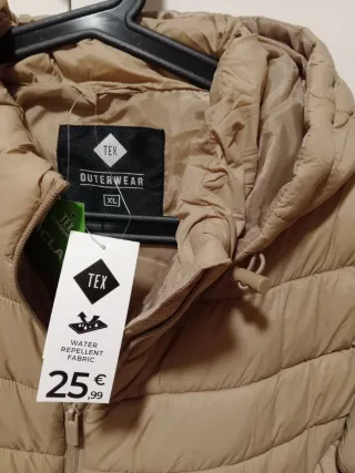 Chaqueta acolchada beige talla XL (talla 46)