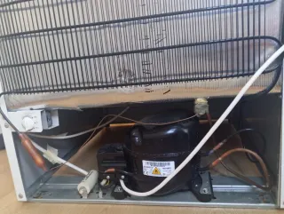 Congelador Sontec Pro 24 kg capacidad de 102 L