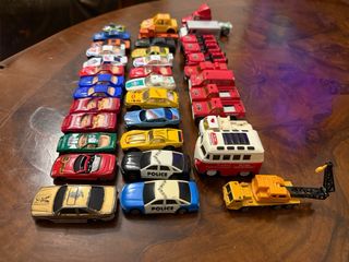 Lotto 37 Macchinine Vintage e Moderne