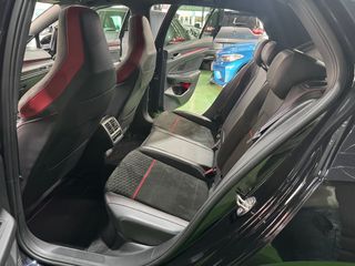 VOLKSWAGEN Golf GTI Clubsport 45 ANIVERSARIO 300CV