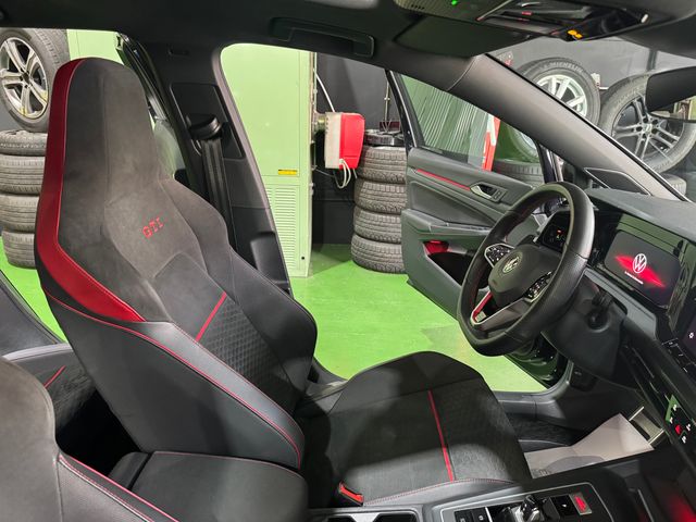 VOLKSWAGEN Golf GTI Clubsport 45 ANIVERSARIO 300CV