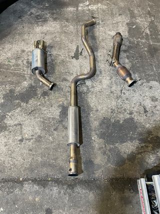 Línea de escape completa