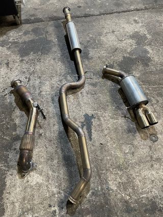 Línea de escape completa