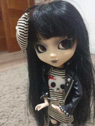 Muñeca Pullip con Obitsu