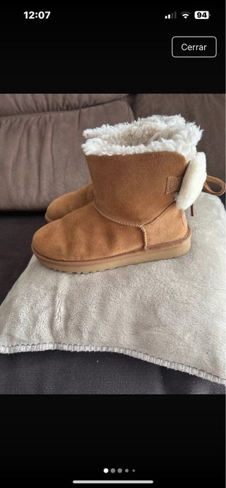 Botas UGG Marrones con Lazos