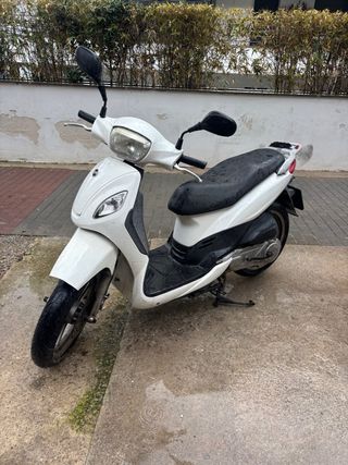 Scooter Sym 125cc Blanca