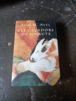 EL CLAN DE L'OS DE LES CAVERNES (Catalan Edition)
