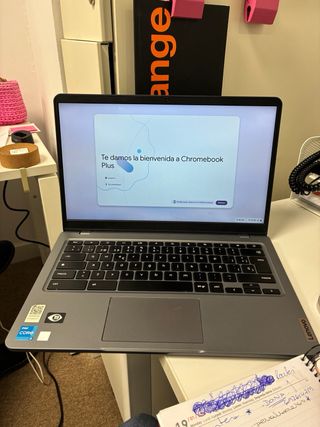 Lenovo Chromebook Plus Gris