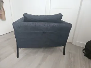 Sillón Koarp azul oscuro pana