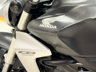 HONDA CB 300 R