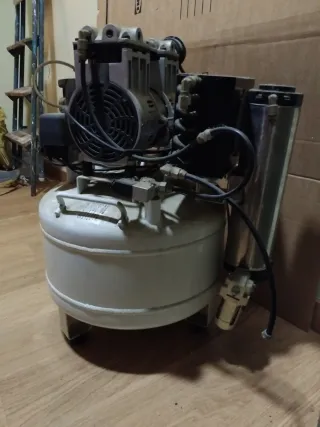 Compresor MESTRA + Filtro Aigua destilafa